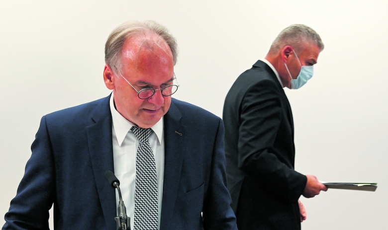 Getrennte Wege: Das Zerwürfnis zwischen Ministerpräsident Haseloff (links) und dem bisherigen CDU-Landesvorsitzenden Stahlknecht offenbart auch manch Konfliktlinien innerhalb der gesamten Partei