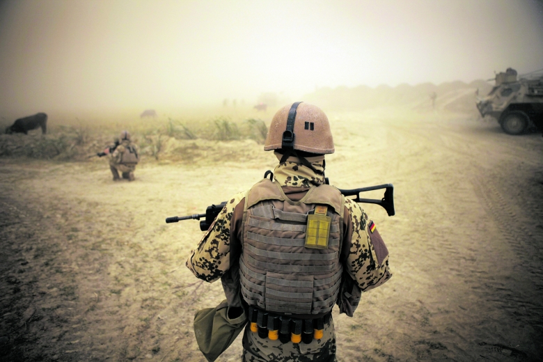 „Mehr Ehrlichkeit im Umgang mit den Realitäten“: Deutsche Soldaten im Einsatz in Afghanistan