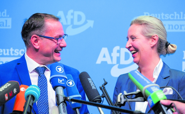 Fragwürdiger Triumph: Die neue Doppelspitze der AfD aus Tino Chrupalla und Alice Weidel