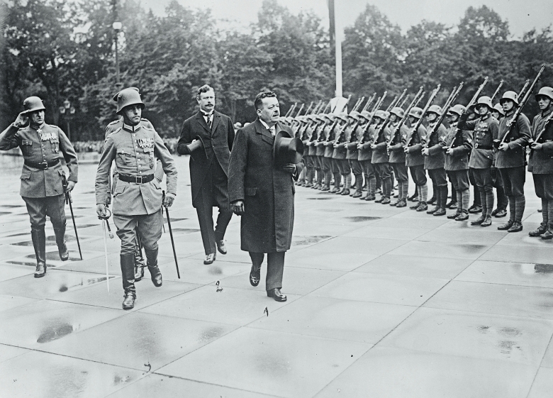 Republikanische Sinnstiftung: Am 11. August 1922 bestimmte Reichspräsident Friedrich Ebert das „Lied der Deutschen“ zur offiziellen Nationalhymne Deutschlands