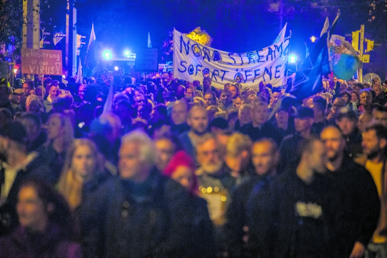 Rückkehr der Montagsdemos: Protestzug in Leipzig im Herbst 2022 
