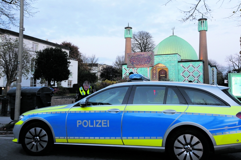 Ins Visier der Regierung geraten: Die Blaue Moschee des Islamischen Zentrums Hamburg in bester Lage an der Alster