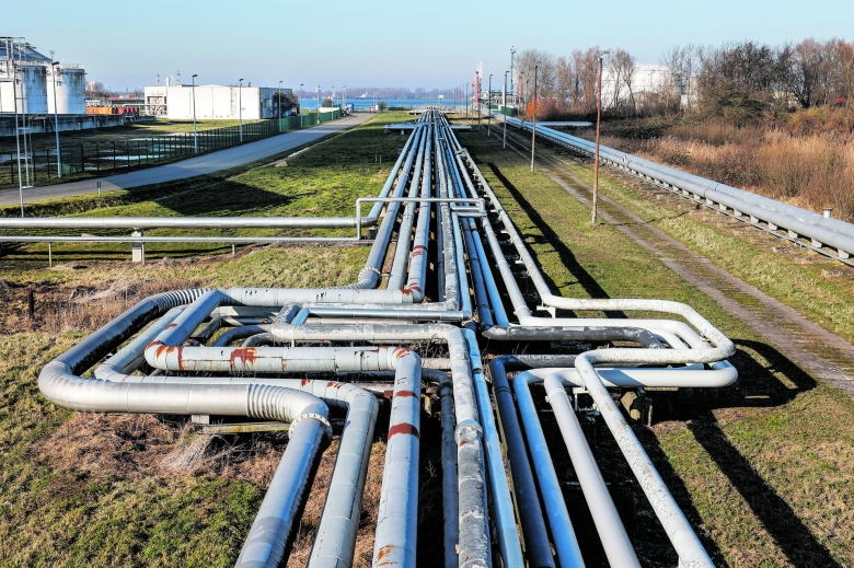 Trotz Engpass kein Ausbau geplant: Öl-Pipeline von Schwedt nach Rostock