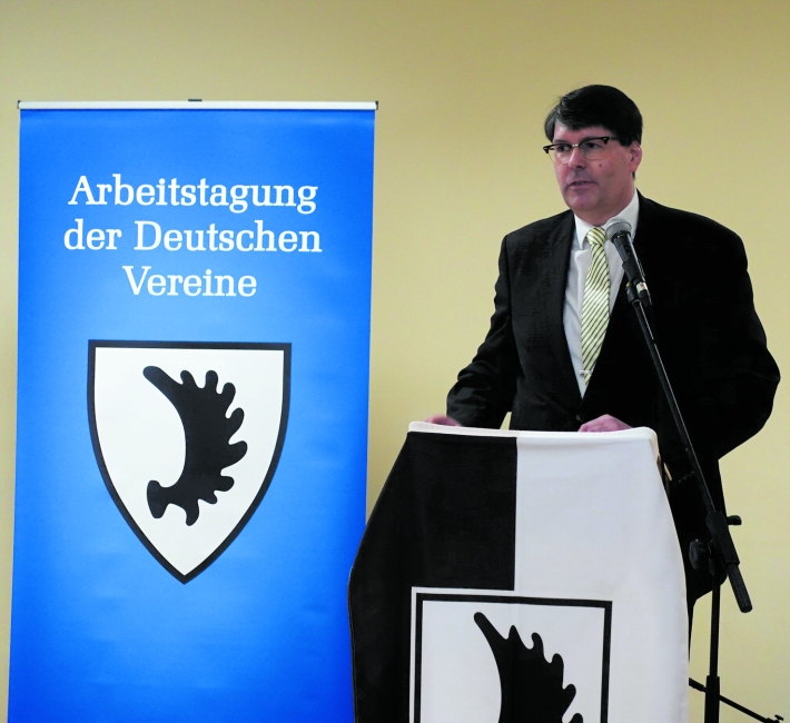 Sensburg: LO-Sprecher Stephan Grigat eröffnet die Arbeitstagung der Deutschen Minderheit