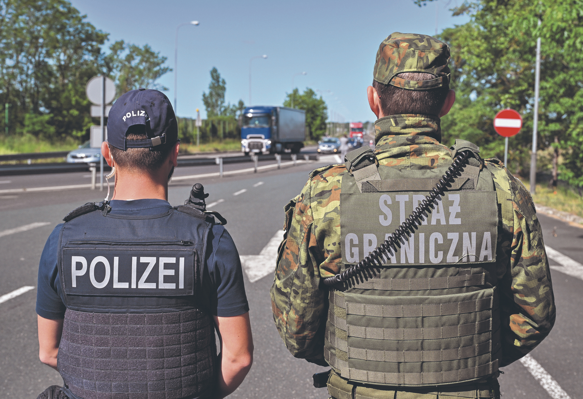 Mittlerweile Normalität: Deutscher Polizist und sein polnischer Kollege bei Frankfurt/Oder