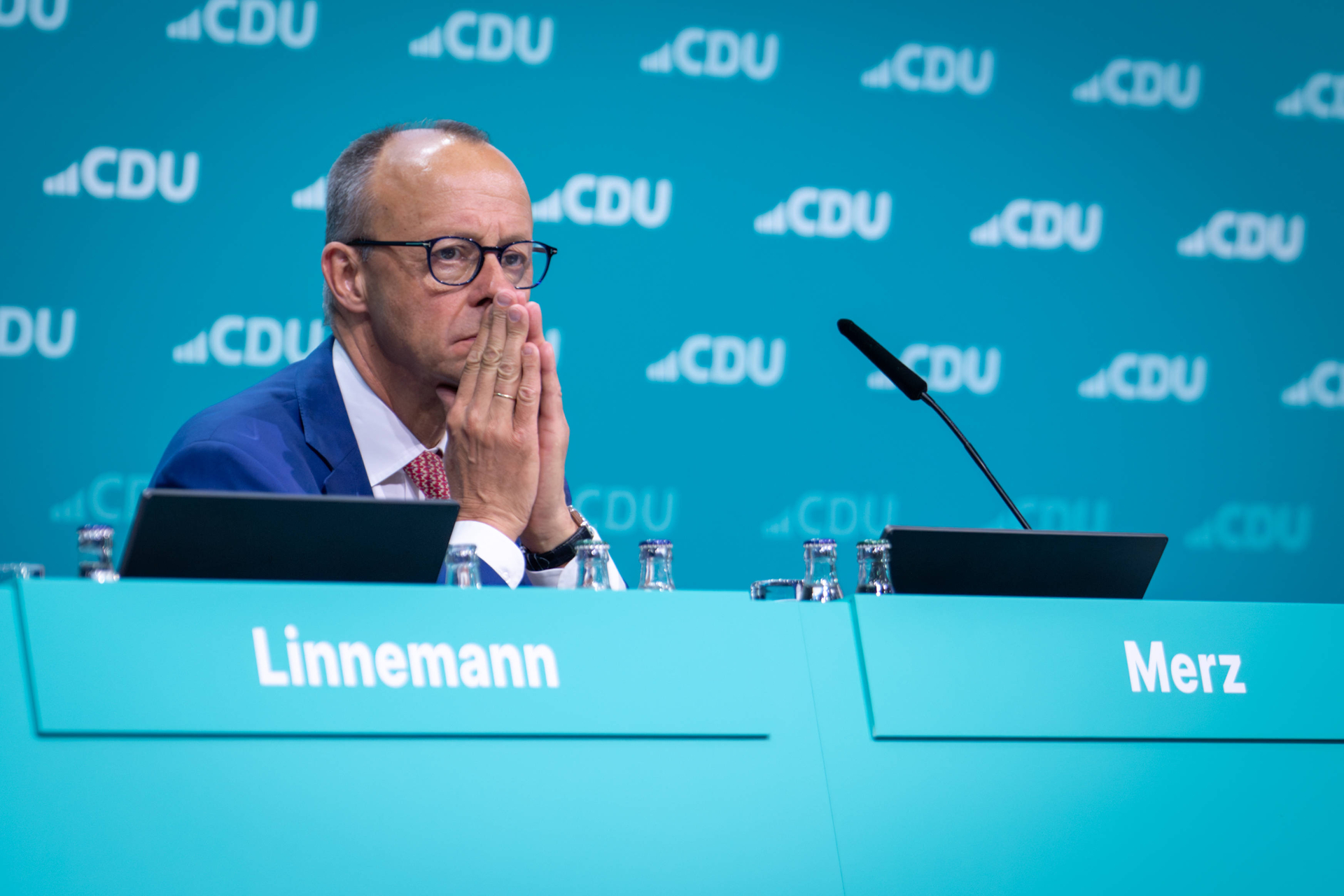 Aufbruch mit Hindernissen: CDU-Chef Friedrich Merz während des Parteitags 