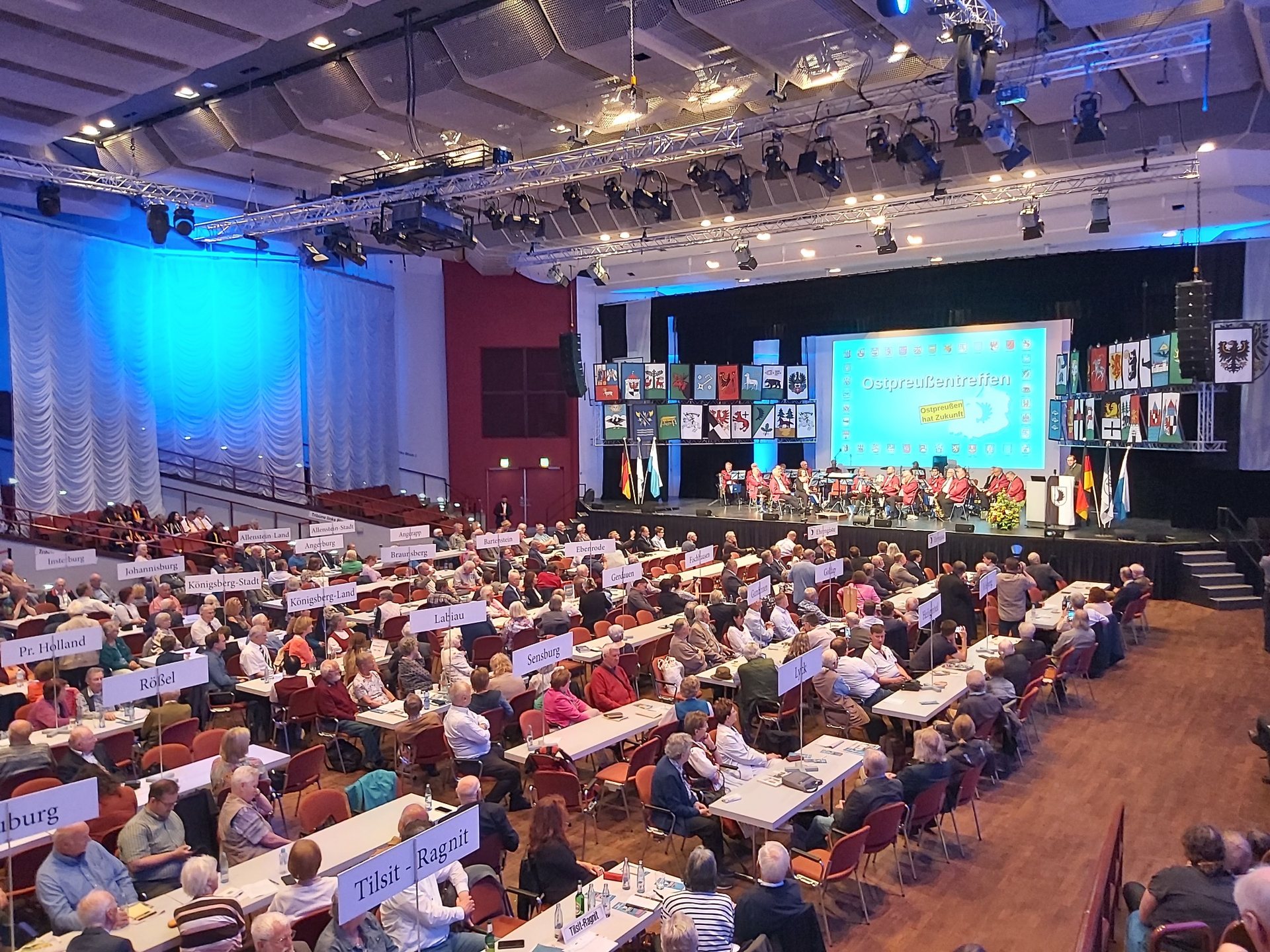 Voller Saal: Die Ostpreußen bei ihrem Treffen in Wolfsburg
