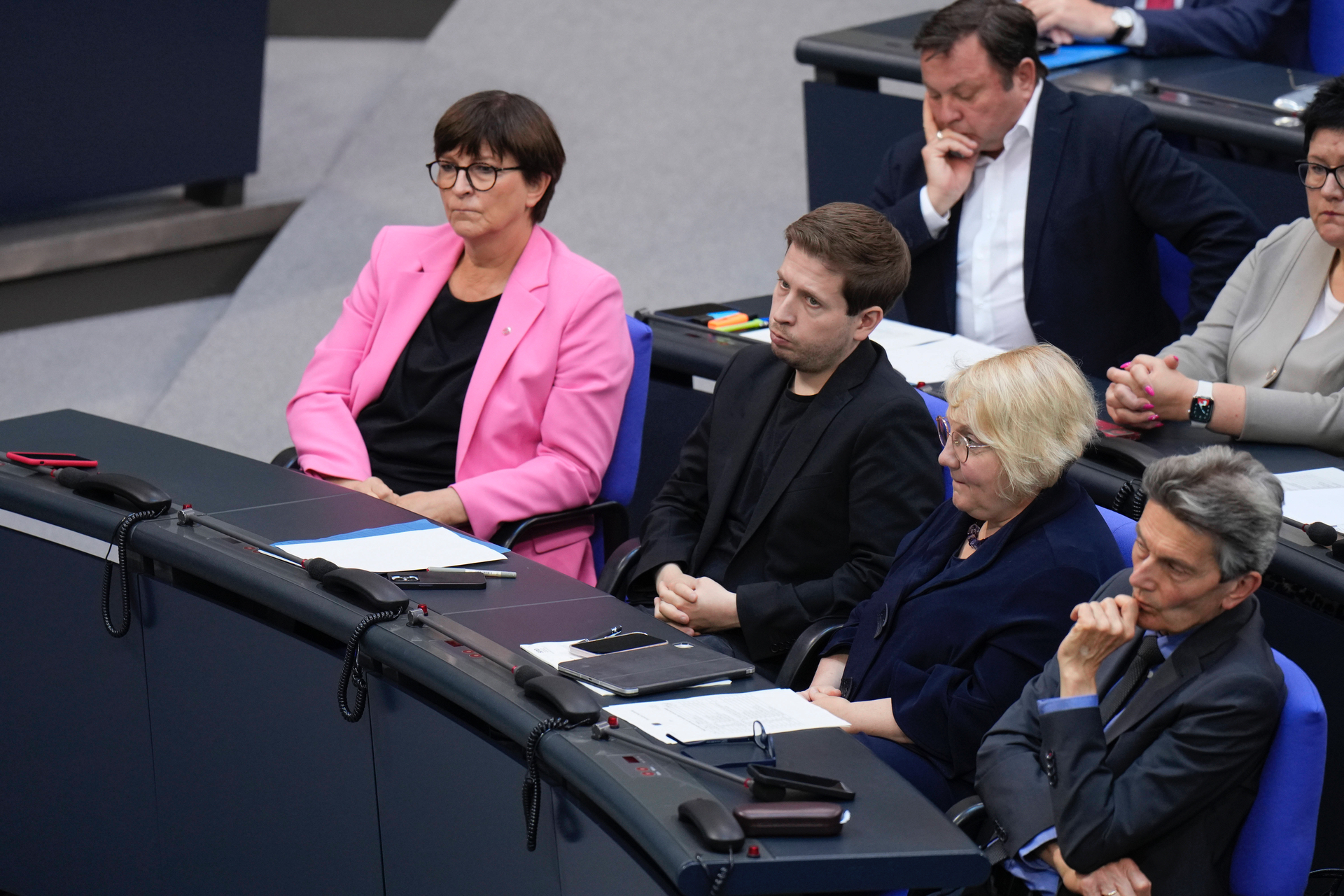 Suchen die Schuld für die mangelnde Akzeptanz bei den Wählern nicht bei sich, sondern bei den politischen Wettbewerbern: Die Spitzen der deutschen Sozialdemokratie