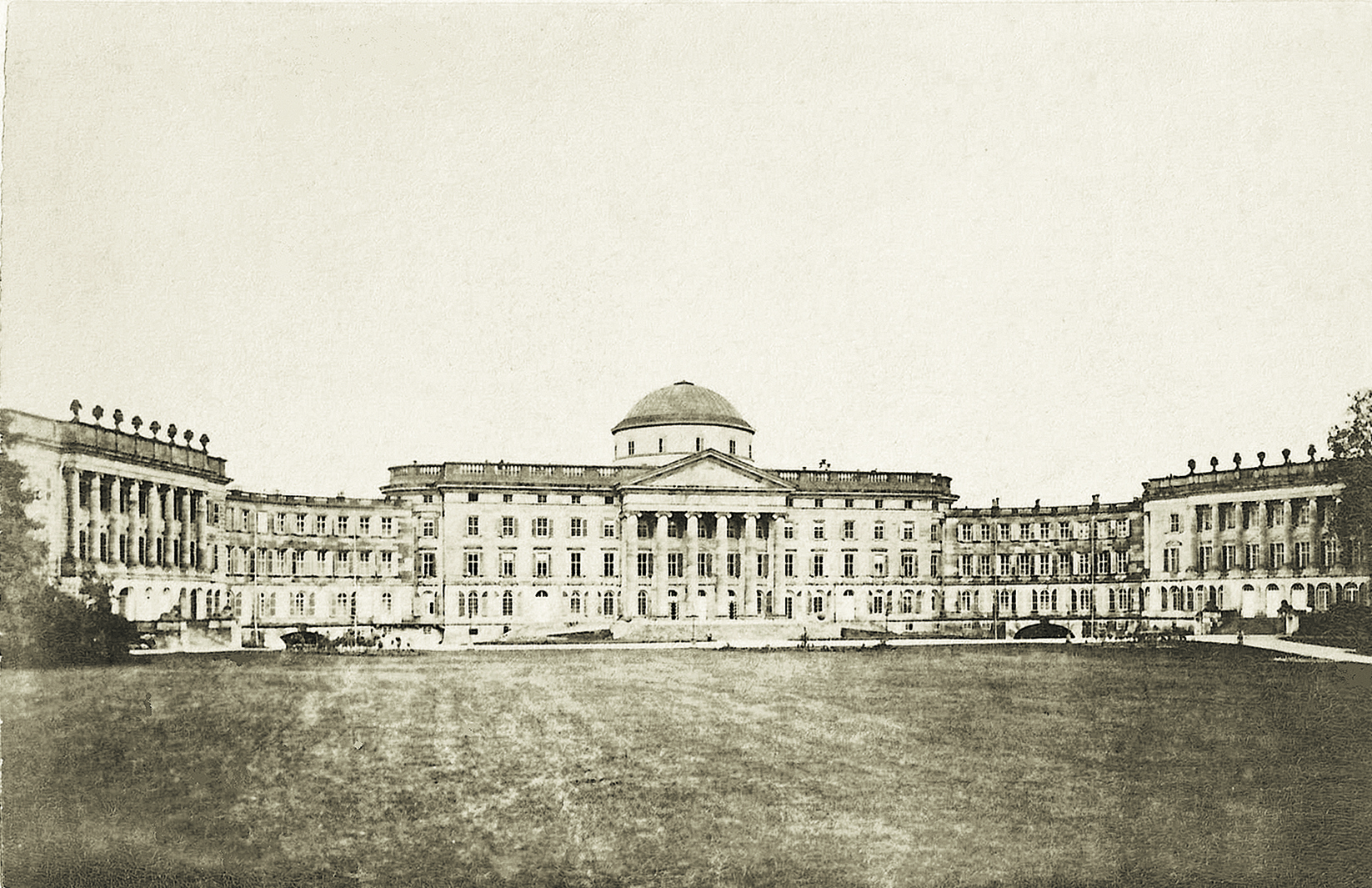 Um 1870: Schloss Wilhelmshöhe
