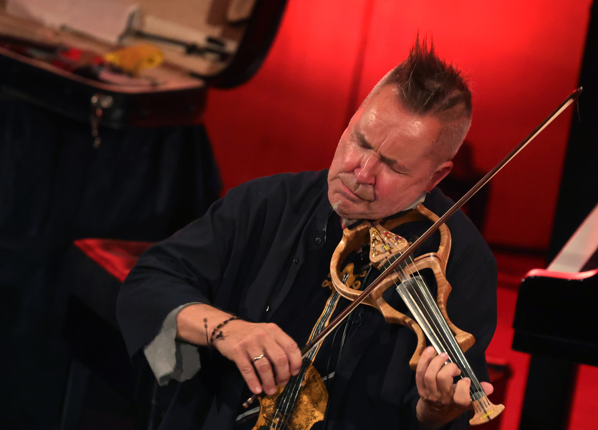 Hoher Besuch beim Festival der Nationen: Der britische Stargeiger Nigel Kennedy bewies im Vorjahr seine Extravaganz