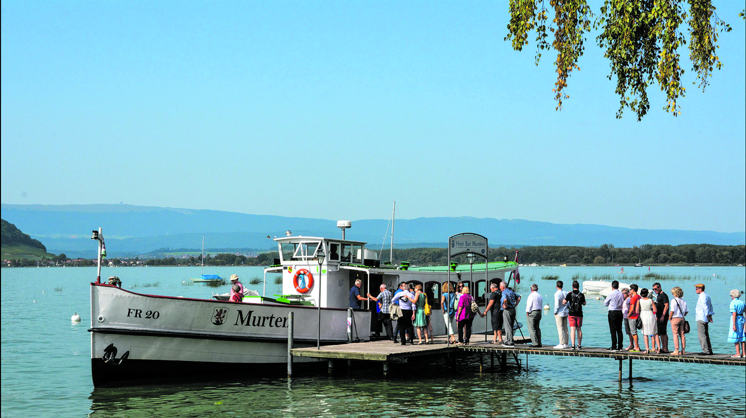 Als MS „Murten“ auf dem Schweizer Murtensee unterwegs: Einst „Hindenburg“, „Schwerin“, „Sowjetfreundschaft“, „Mecklenburg“ und „Liselotte von der Pfalz“