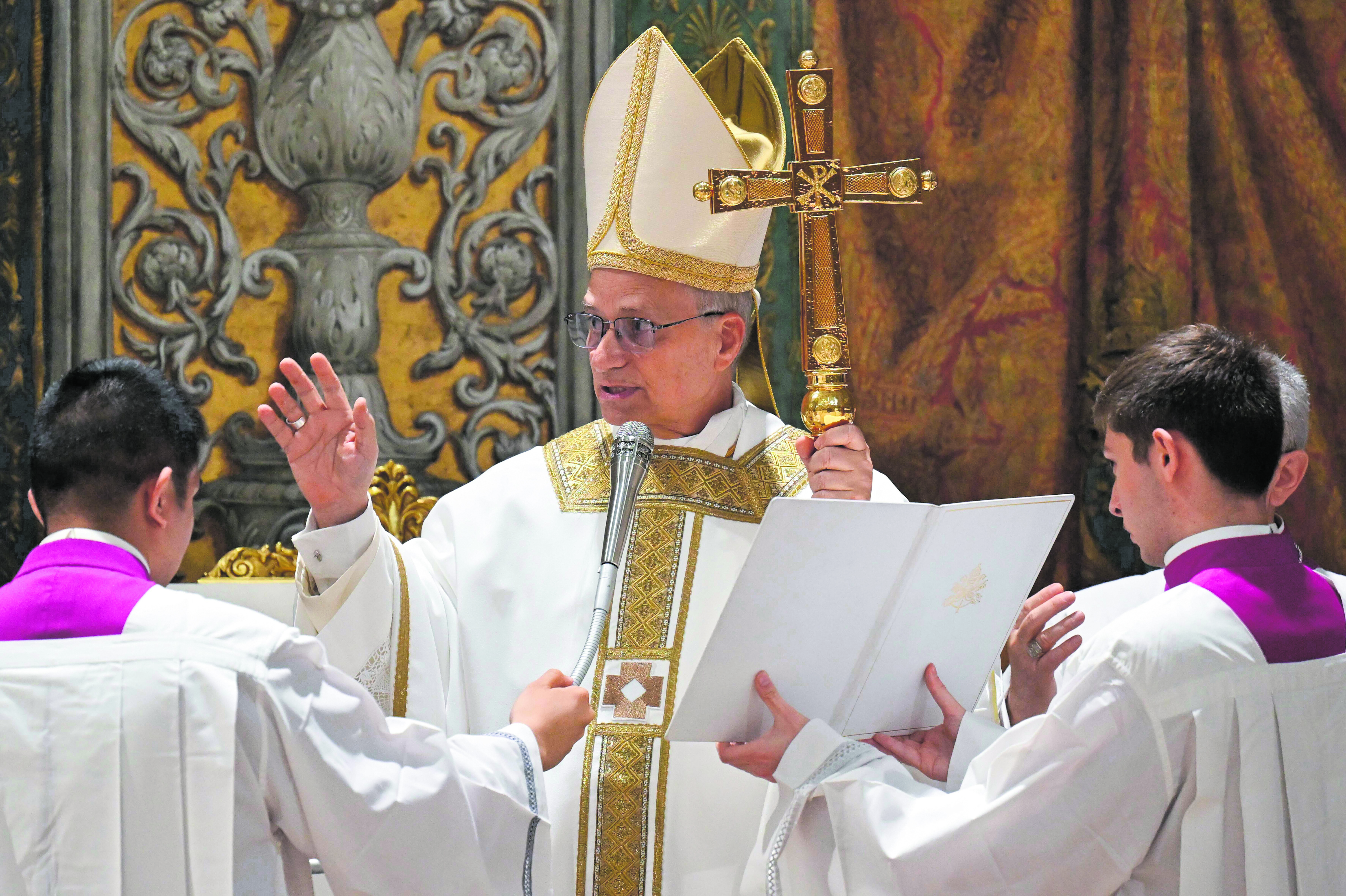 „Fähigkeit, die verschiedenen Strömungen in der Kirche zusammenzuführen und gleichzeitig klare Orientierung zu geben“: Leo XIV., hier während seiner ersten Messe als Papst in der Sixtinischen Kapelle  