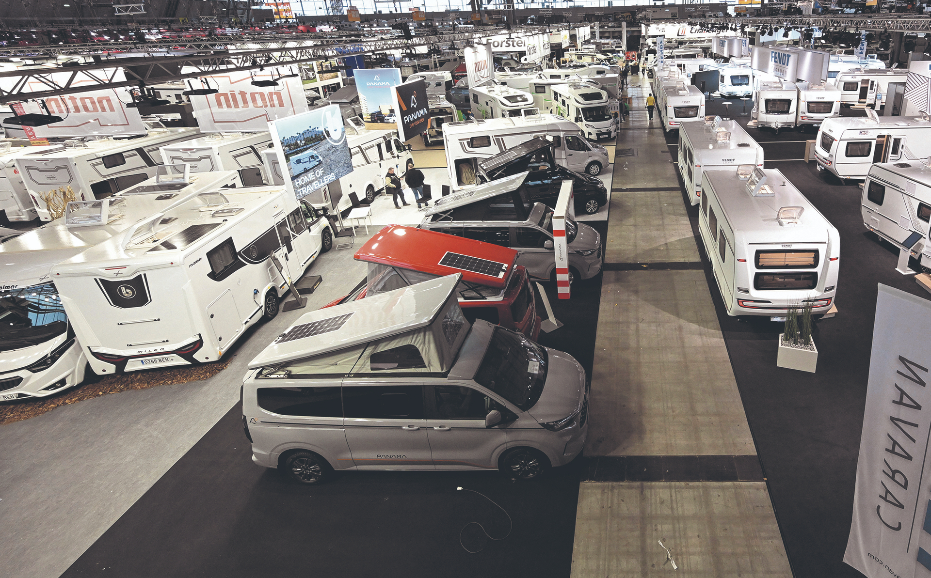 Überangebot an Reisemobilen: Diesjährige Caravan Motor Touristik Messe CMT in Stuttgart