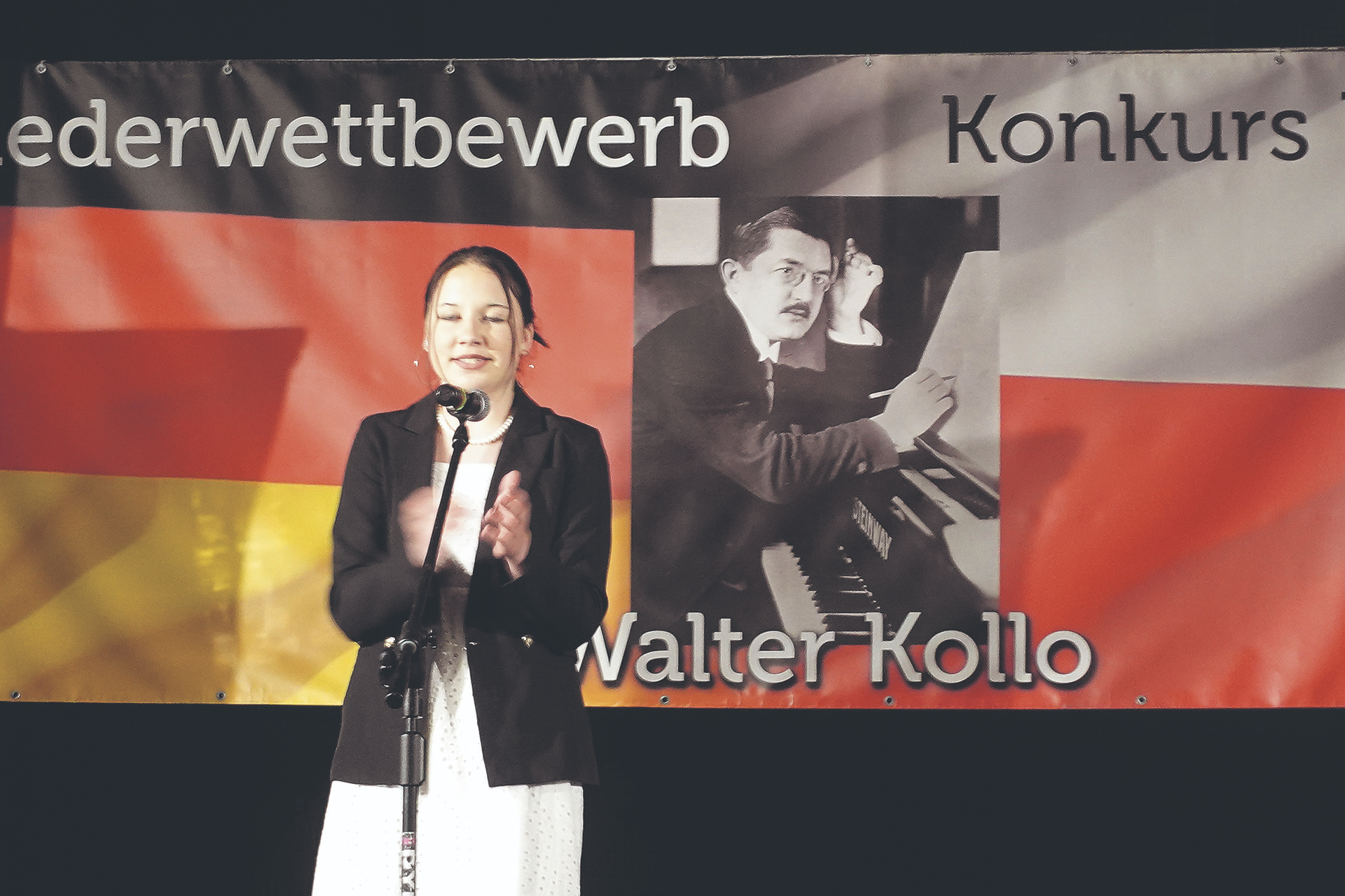 Präsentierte das Lied „Die immer lacht“: Die Schülerin Maria Dytrych aus Grünfließ