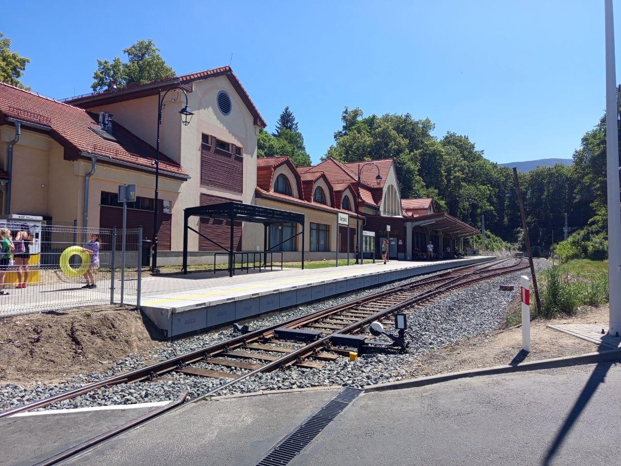 Krummhübel ist nach 25 Jahren wieder mit der Bahn erreichbar