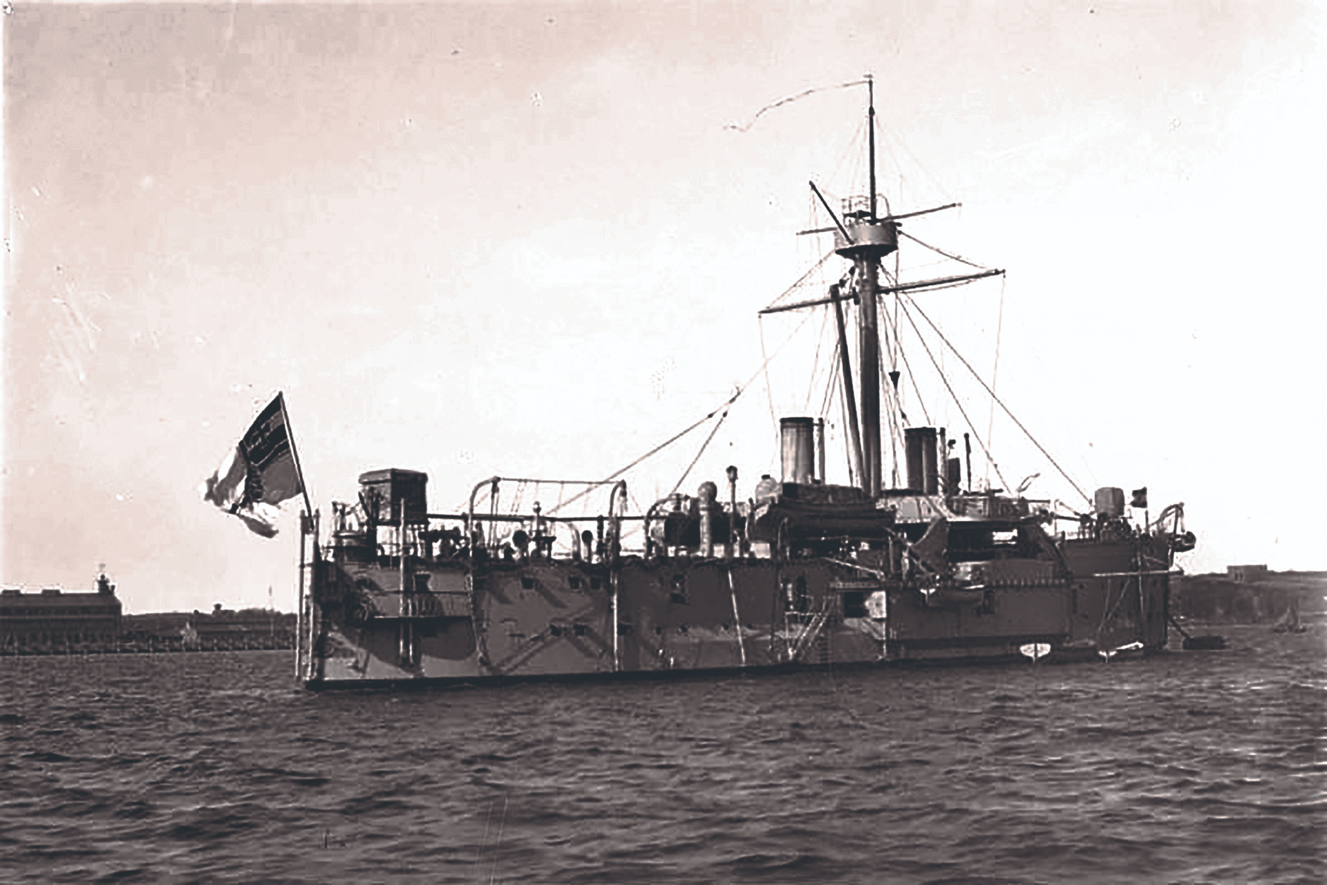 Wegen der plumpen Form auch „Bügeleisen“ genannt: Das erste ganz in Stahl auf der Vulcan-Werft in Stettin gebaute Kriegsschiff, „Oldenburg“, auf dem Franz Schwarz Dienst tat, auf vielen weiteren Schiffen sollte er später die Weltmeere befahren