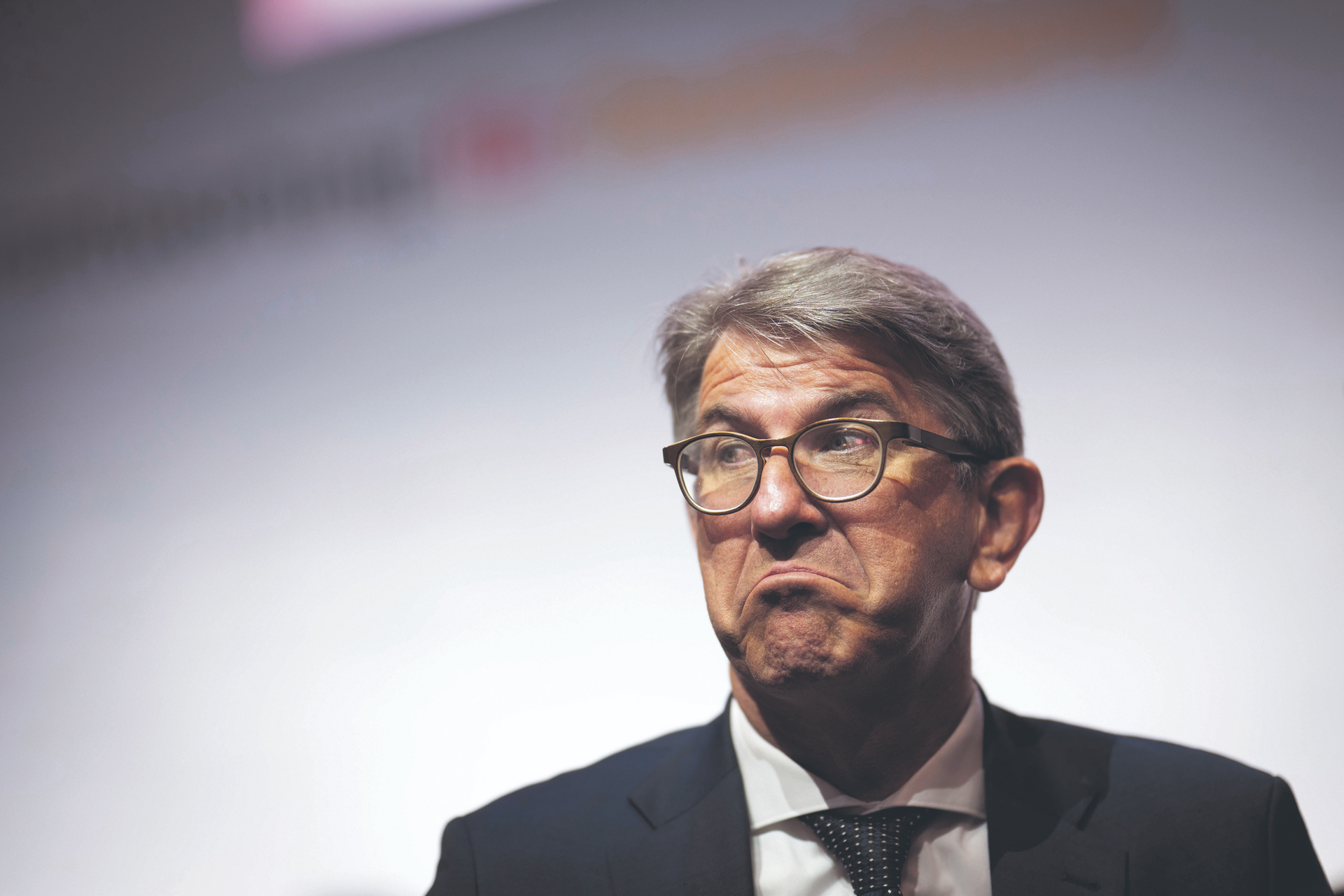 Kulturstaatsminister Weimer will bei den linksextremen Verlagen nichts Verdächtiges bemerkt haben