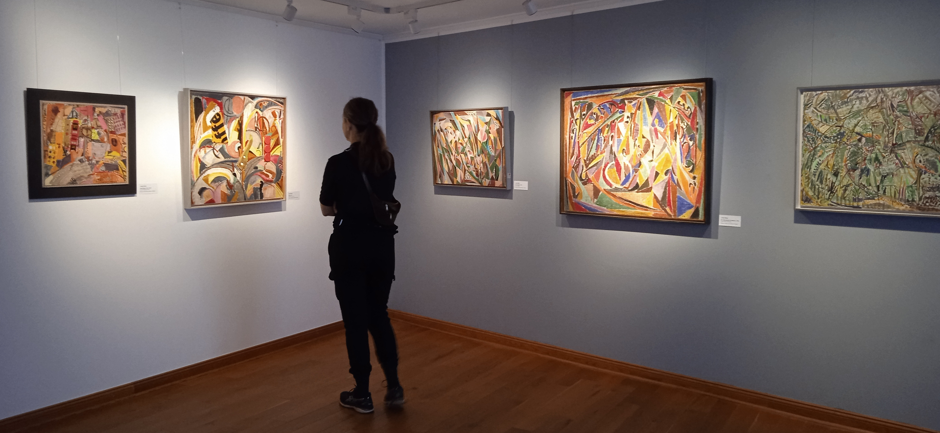 Blick in die Ausstellung: Ecke mit Werken von Louise Kröhnke geborene Rösler