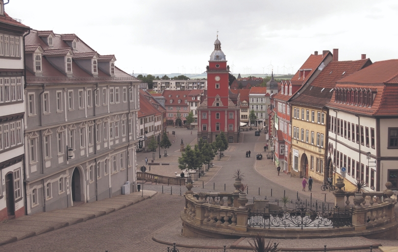 Der obere Hauptmarkt Gothas mit Blick gen Norden auf das Rathaus