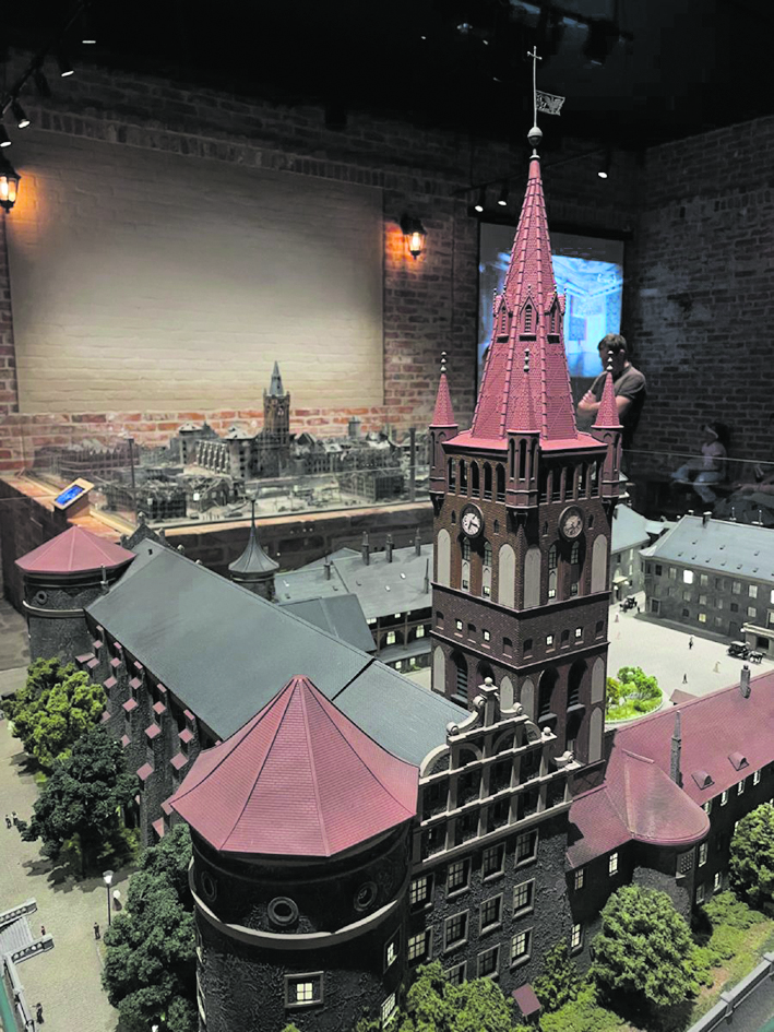 Ausstellungsstück in Cranz: Das Königsberger Schloss vor seiner Zerstörung