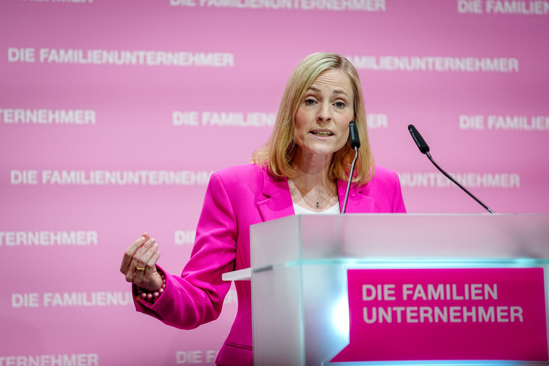 Strebt einen anderen Umgang mit Deutschlands größter Oppositionspartei an: Die Präsidentin des Verbandes der Familienunternehmer, Marie-Christine Ostermann