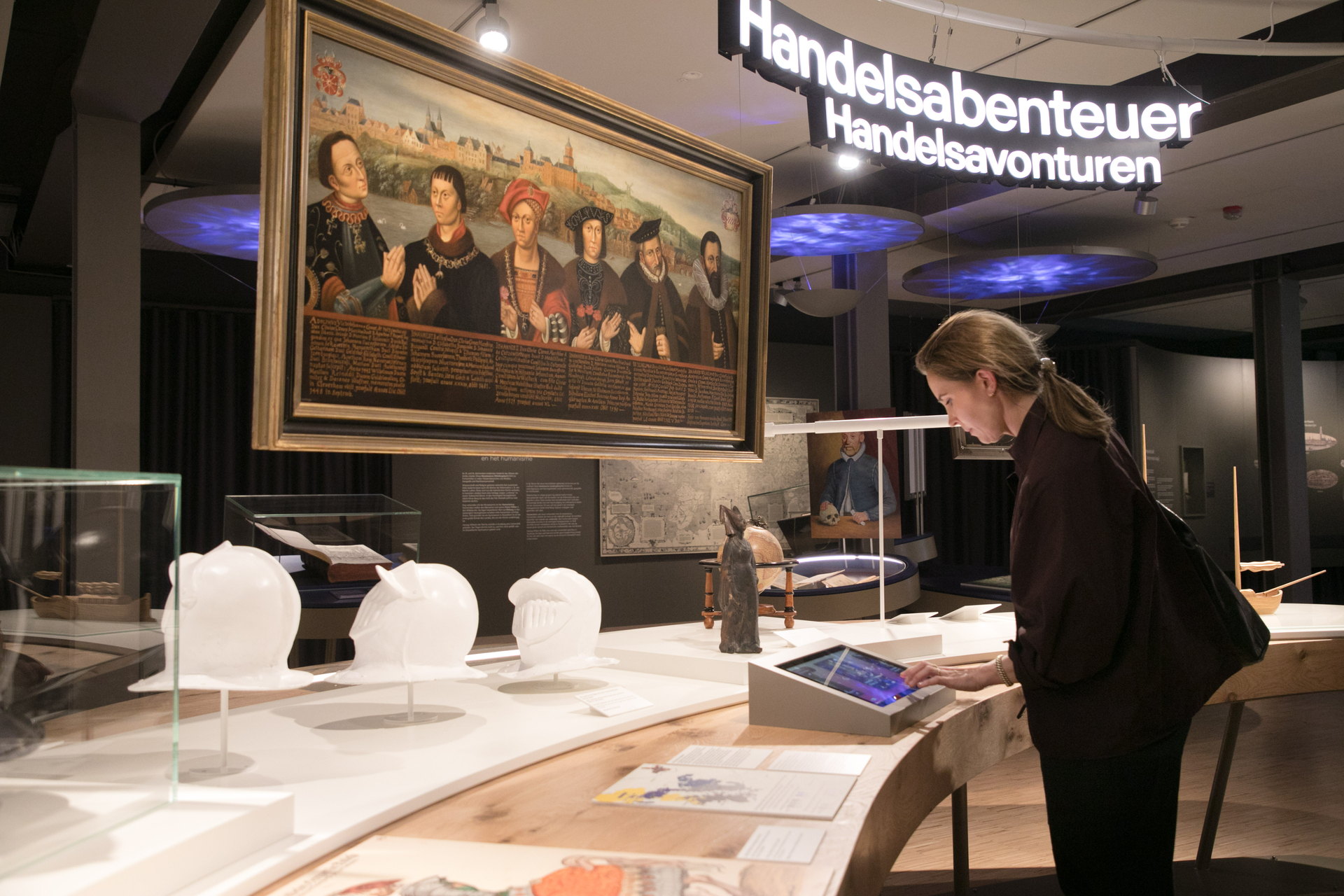 Handelsabenteuer im früheren Preußen-Museum: Eine Infostation mit historischen Zuschauern in der neuen Dauerausstellung 