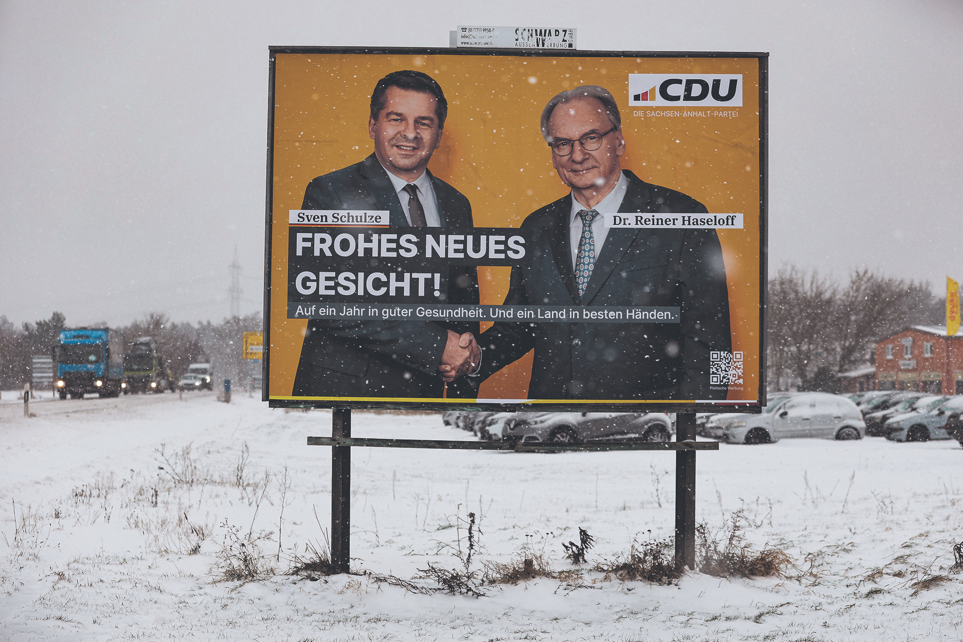 Ein frohes neues Gesicht, das angesichts der Stärke der AfD bald wenig froh dreinblicken könnte: Die CDU betreibt bereits Wahlkampf mit Reiner Haseloffs designiertem Nachfolger als Ministerpräsident von Sachsen-Anhalt, Wirtschaftsminister Sven Schulze