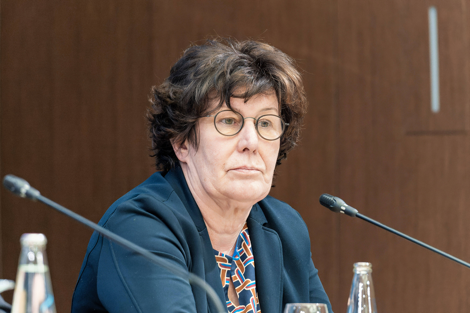 In Erklärungsnot: Schellenberg bei der Pressekonferenz zum Blackout am 7. Januar