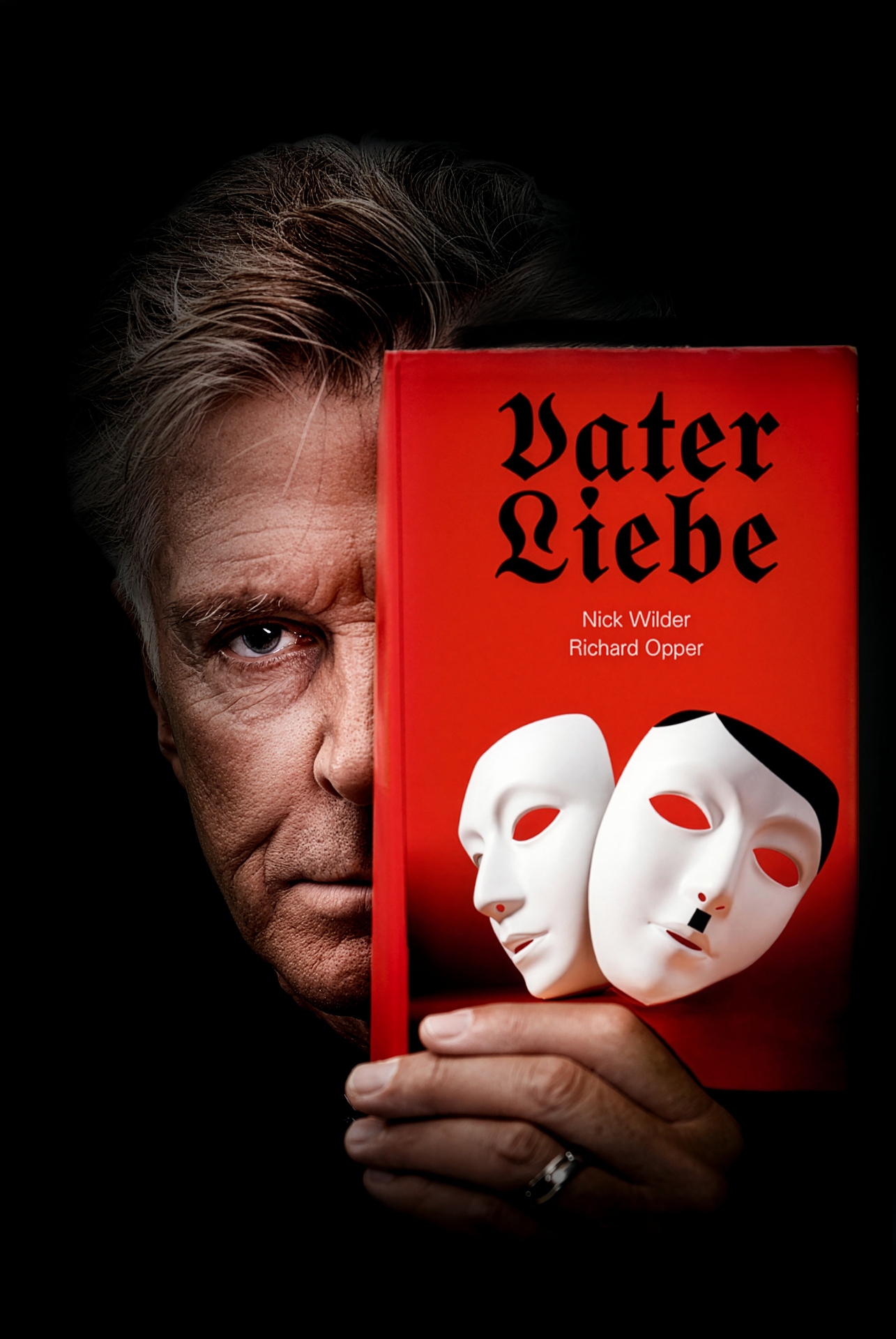 „Vaterliebe“ – literarische Wucht  mit rasend emotionaler Tiefe