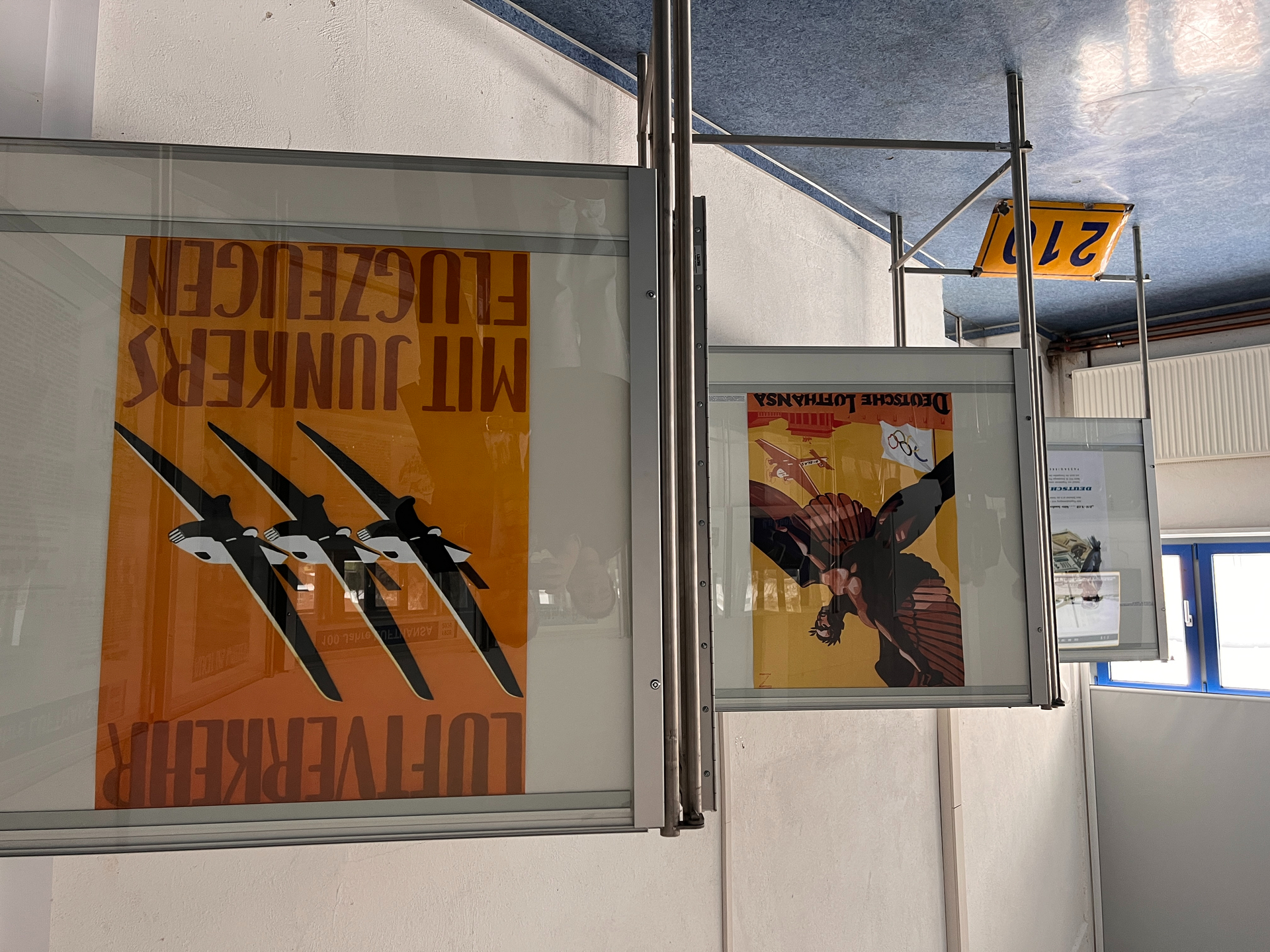 Mit Junkers-Flugzeugen ging es los: Blick in die Dessauer Ausstellung 