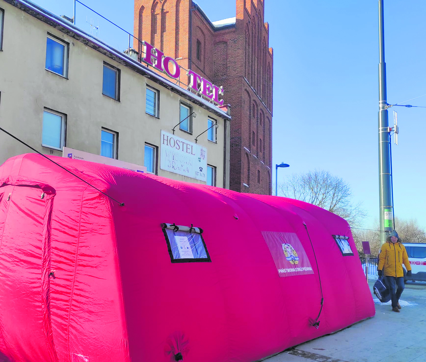 Hilfe für Bürger, die von Kälte bedroht sind: Wärmezelt in Allenstein 
