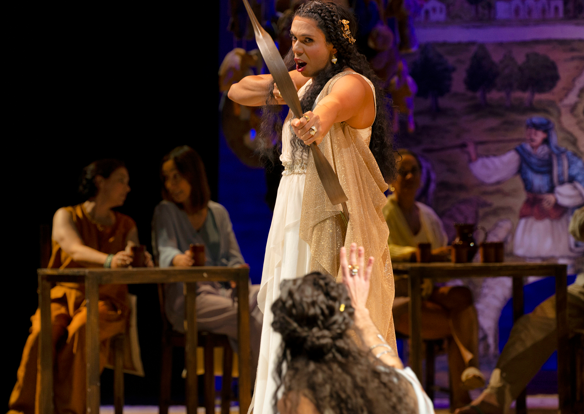 Als schießwütige Amazone verkleidet: Der brasilianische Countertenor/Sopran Bruno de Sá in Händels letzter Oper „Deidamia“