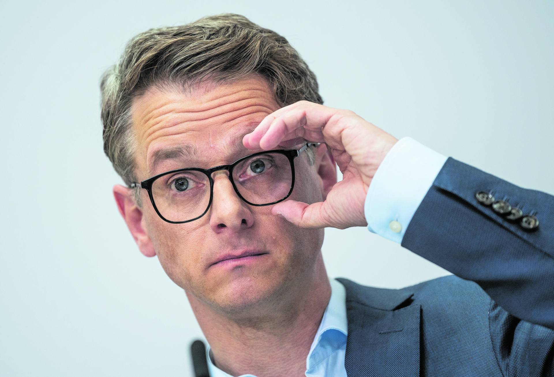 Braucht klare Sicht und den totalen Durchblick auf seinem neuen Posten: Carsten Linnemann wird neuer Gesundheitsminister