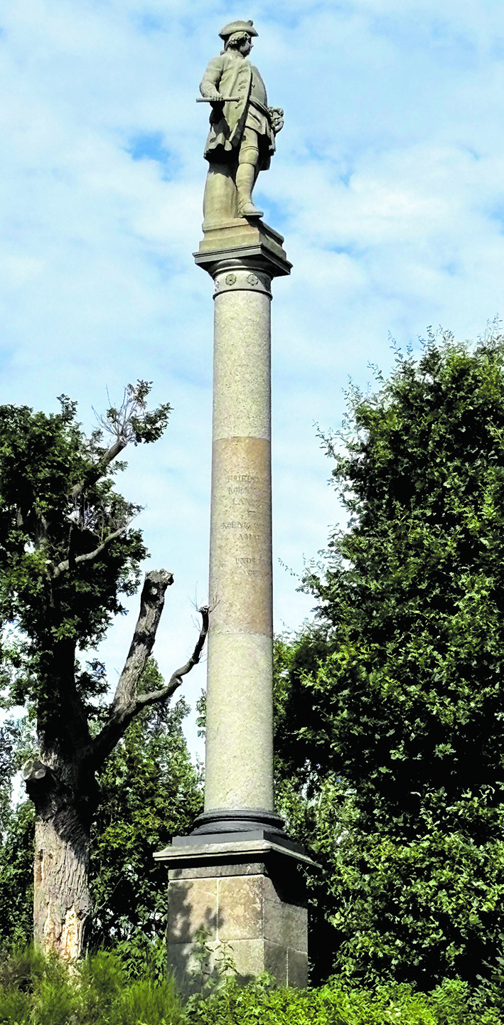 Die Landungssäule, die 1854 errichtet wurde: König Friedrich Wilhelm I. in Groß Stresow