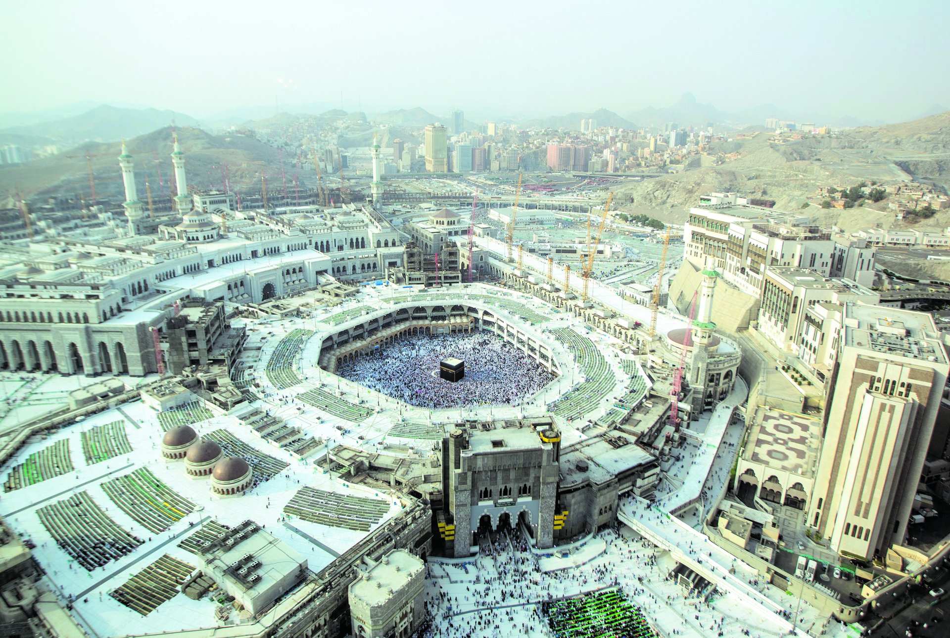 Die al-Harām-Moschee im Zentrum Mekkas – eine Pilgerfahrt an diesen heiligen Ort ist für jeden Moslem ein Muss im Leben